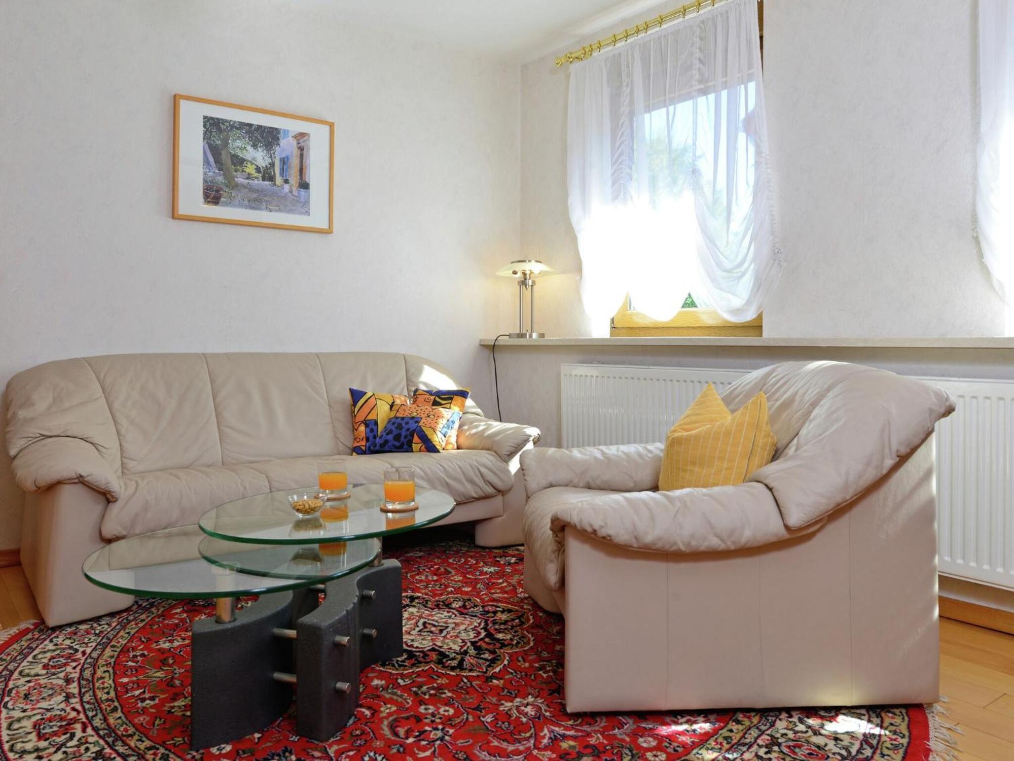 Quaint Apartment In Eimelrod Near Lake And Water Sports Willingen  Eksteriør bilde